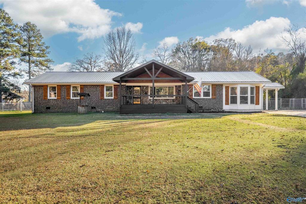 Sold home on Dale Drive in Glencoe
